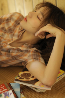 小鱼历险记